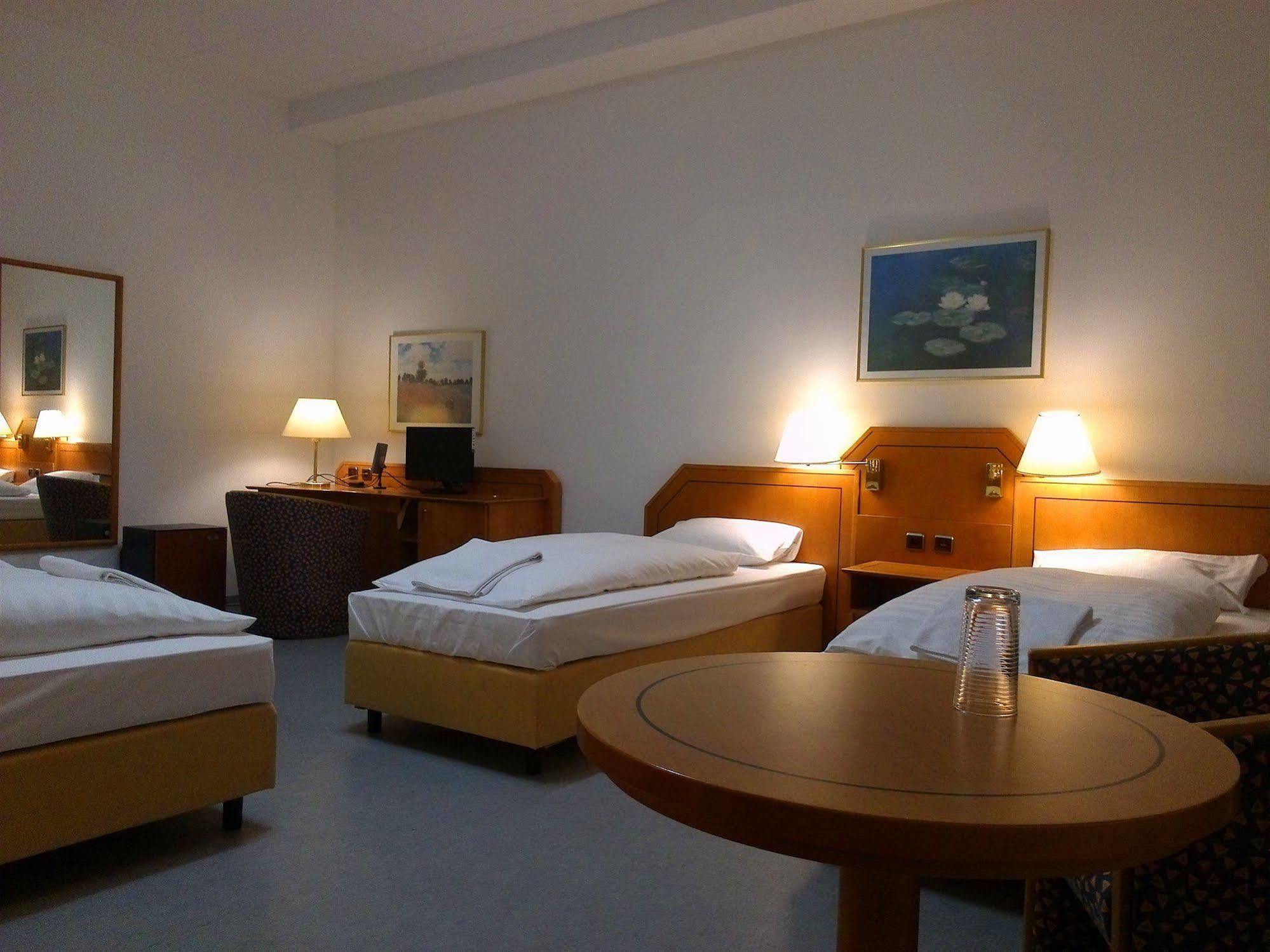 Willy Hotel Frankfurt Frankfurt am Main Luaran gambar