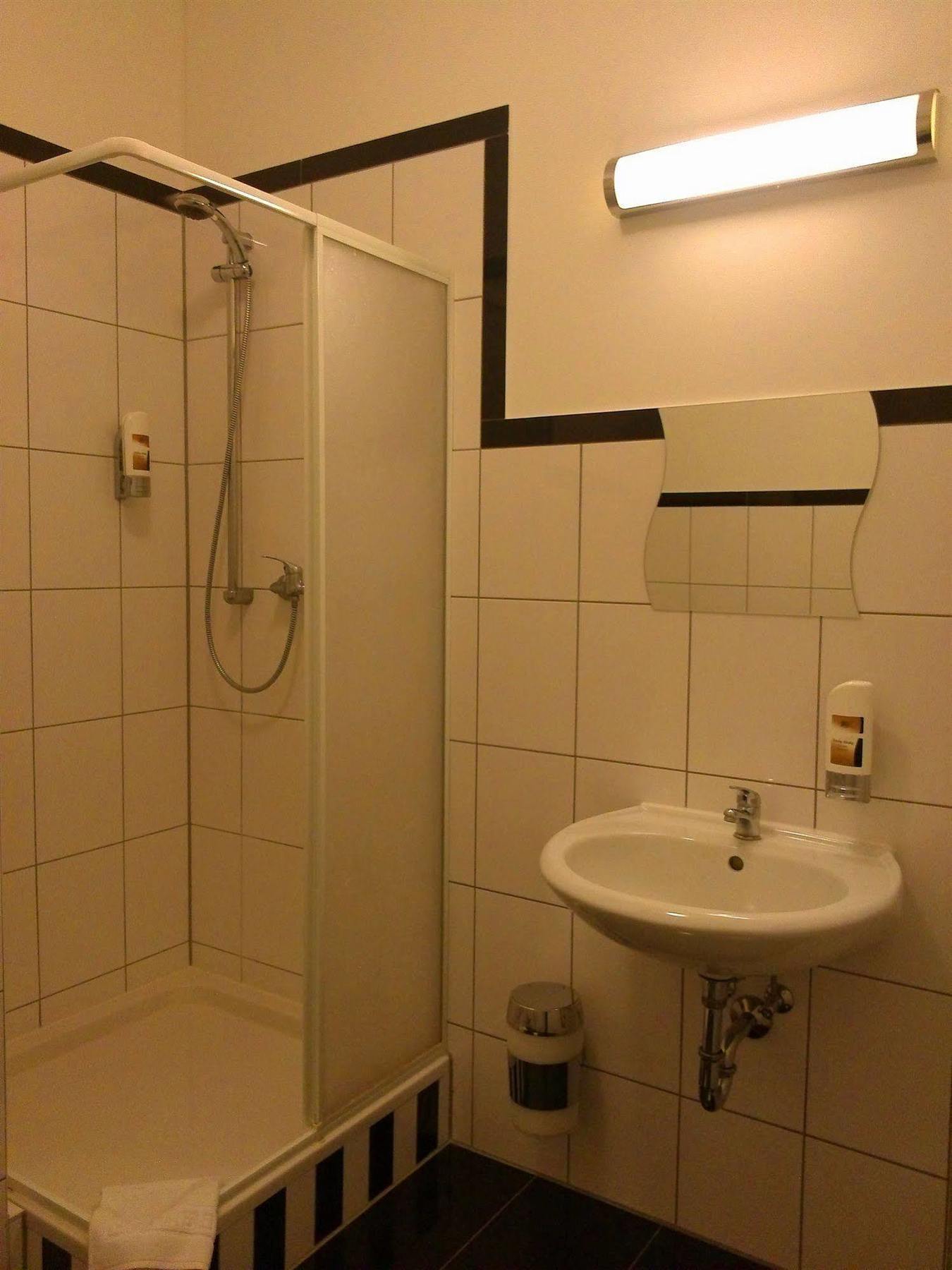 Willy Hotel Frankfurt Frankfurt am Main Luaran gambar