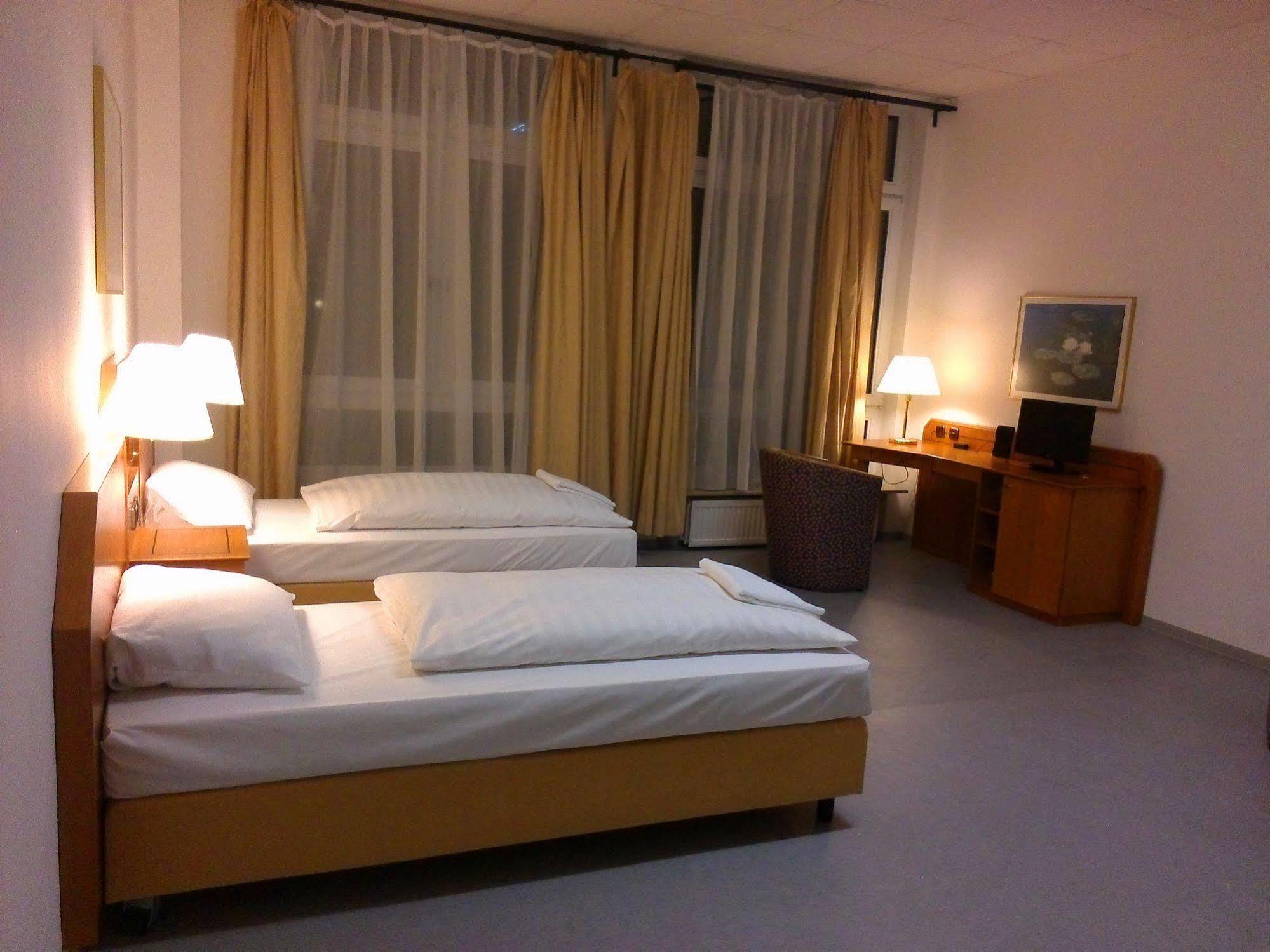 Willy Hotel Frankfurt Frankfurt am Main Luaran gambar